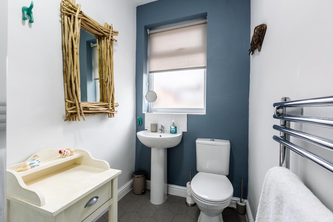 Hillside House - 2 Bedrooms Parking Wi-Fi Hospital Blackpool Ngoại thất bức ảnh