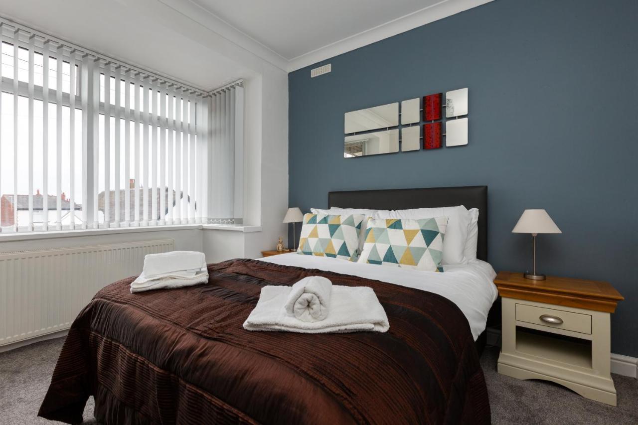 Hillside House - 2 Bedrooms Parking Wi-Fi Hospital Blackpool Ngoại thất bức ảnh