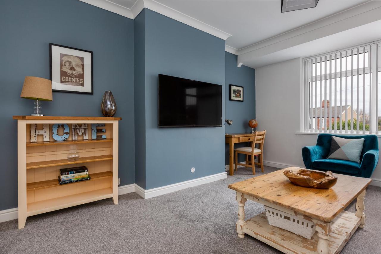 Hillside House - 2 Bedrooms Parking Wi-Fi Hospital Blackpool Ngoại thất bức ảnh