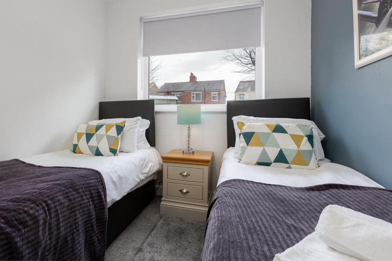 Hillside House - 2 Bedrooms Parking Wi-Fi Hospital Blackpool Ngoại thất bức ảnh