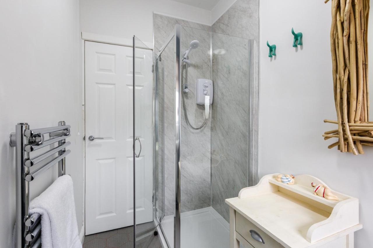 Hillside House - 2 Bedrooms Parking Wi-Fi Hospital Blackpool Ngoại thất bức ảnh