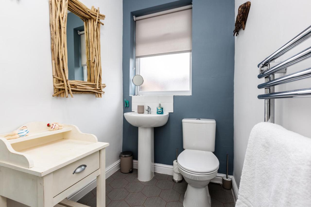 Hillside House - 2 Bedrooms Parking Wi-Fi Hospital Blackpool Ngoại thất bức ảnh